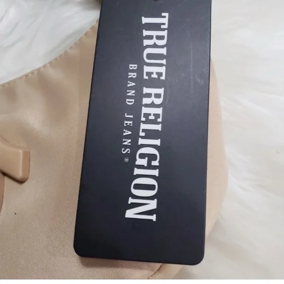 True Religion 🆕 Beige cresent hobo  Shoulder Bag logo strap - Picture 4 of 7